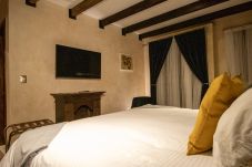 Apartment in Val’Quirico - 13 Cuadra Dorada I | Elegante Departamento en Val'